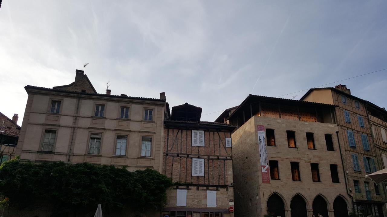 Margouillat Chambre D'Hote Figeac Luaran gambar